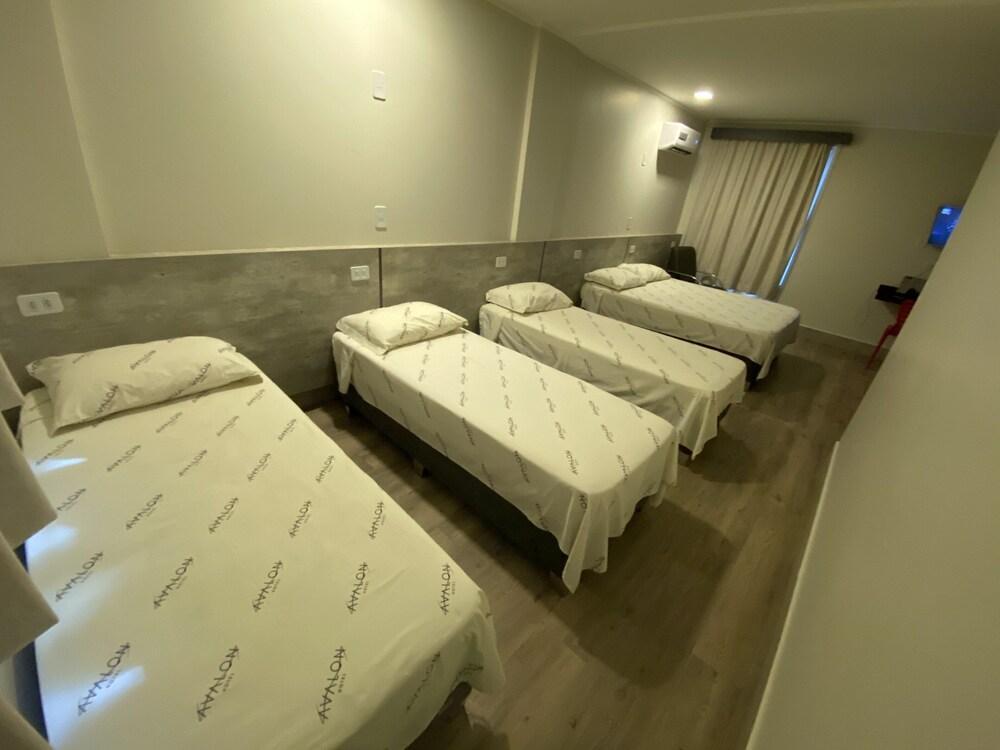 Hotel Avalon Maringa Economico Exteriér fotografie