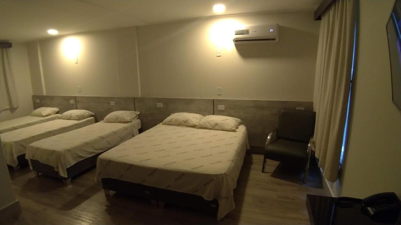 Hotel Avalon Maringa Economico Exteriér fotografie